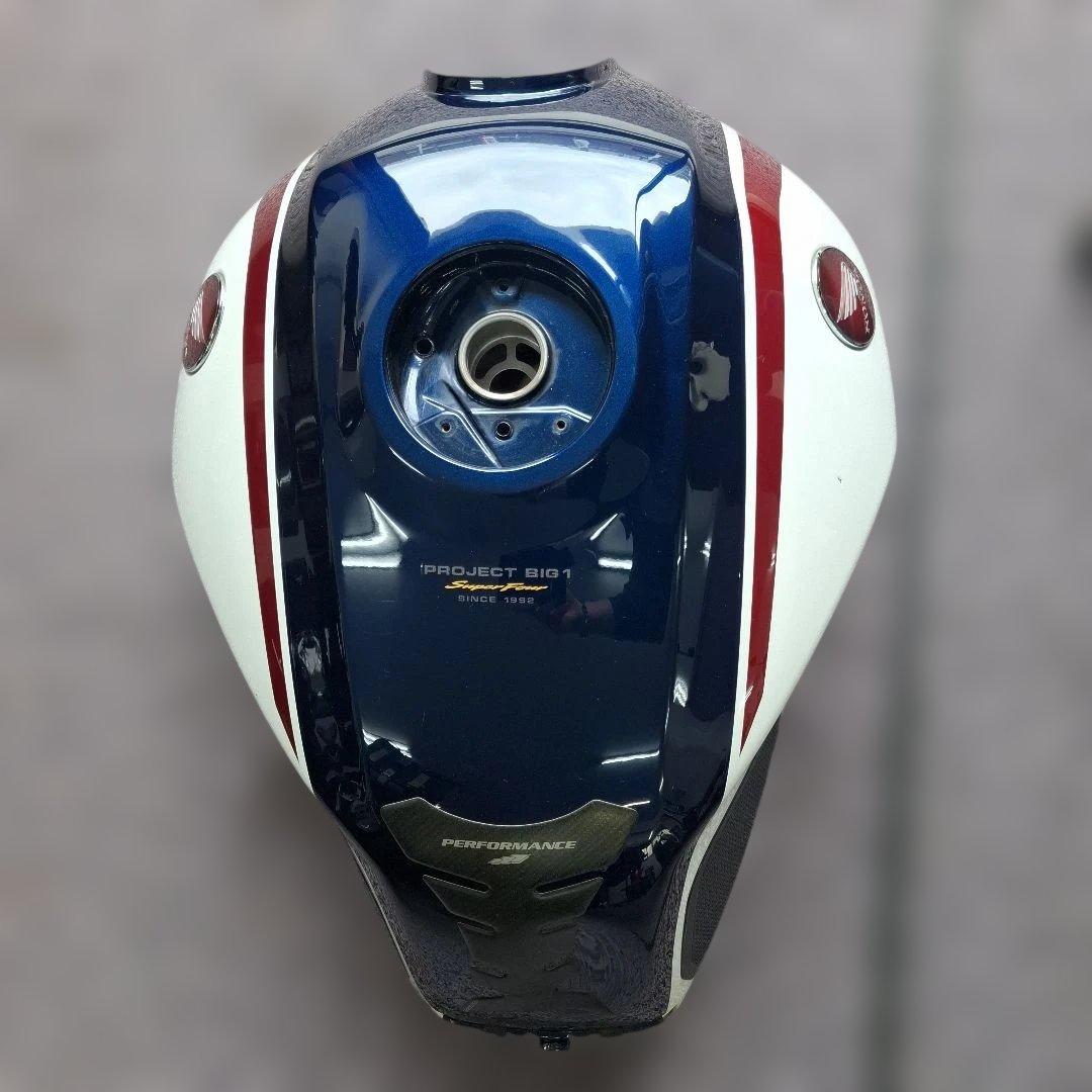 も*さ様 ＣＢ１３００ＳＦ・ＳＢホンダ純正ノーマルフューエルガソリンタンク