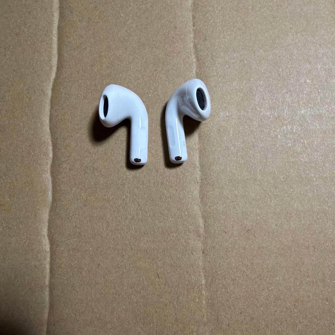 ご*♡様 airpods4 ノイズキャンセリング機能付き