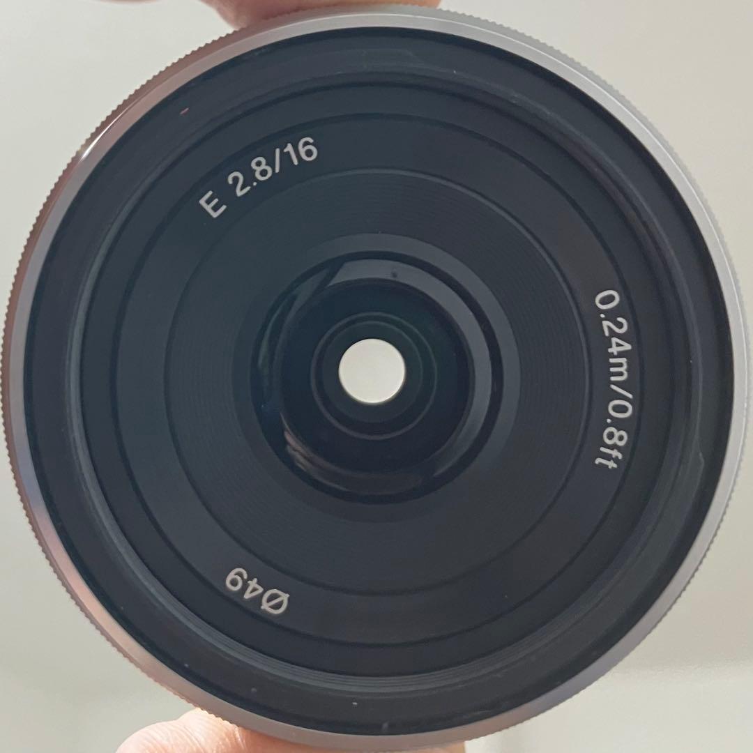 SONY E16mm F2.8 SEL16F28 シルバー キレイ　動作写りOK