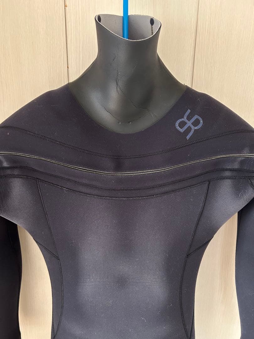セール　RASH ウェットスーツ　セミドライ　ブラックエディション　6ミリ