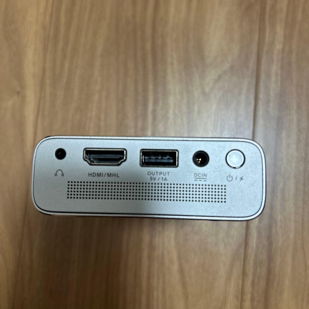 【美品】ASUS ZenBeam E1 ポケットプロジェクター