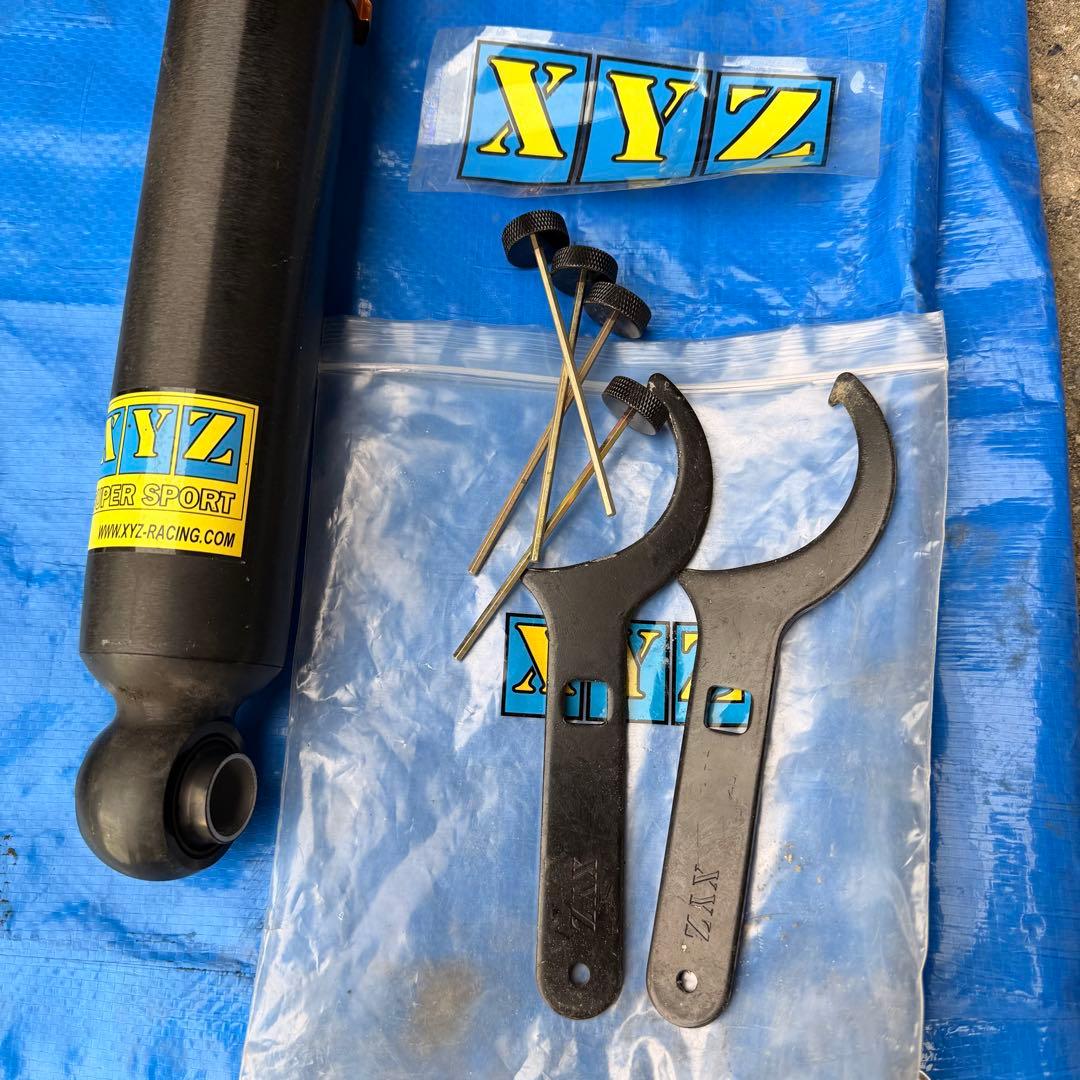  5シリーズ F10 [XYZ 車高調] [フルタップ 全長調整式]