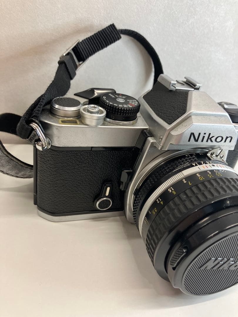 Nikon ニコン FM シルバーボディ カメラ 【A935】