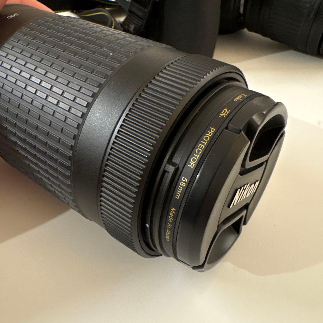 す*♪様 【美品】Nikon D5600 ダブルズームキット Camera ボデ