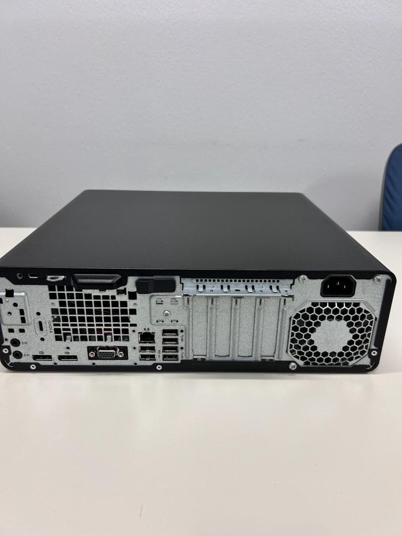 HPデスクトップパソコンElite800G4SFF本体＋キーボード＋電源ケーブル