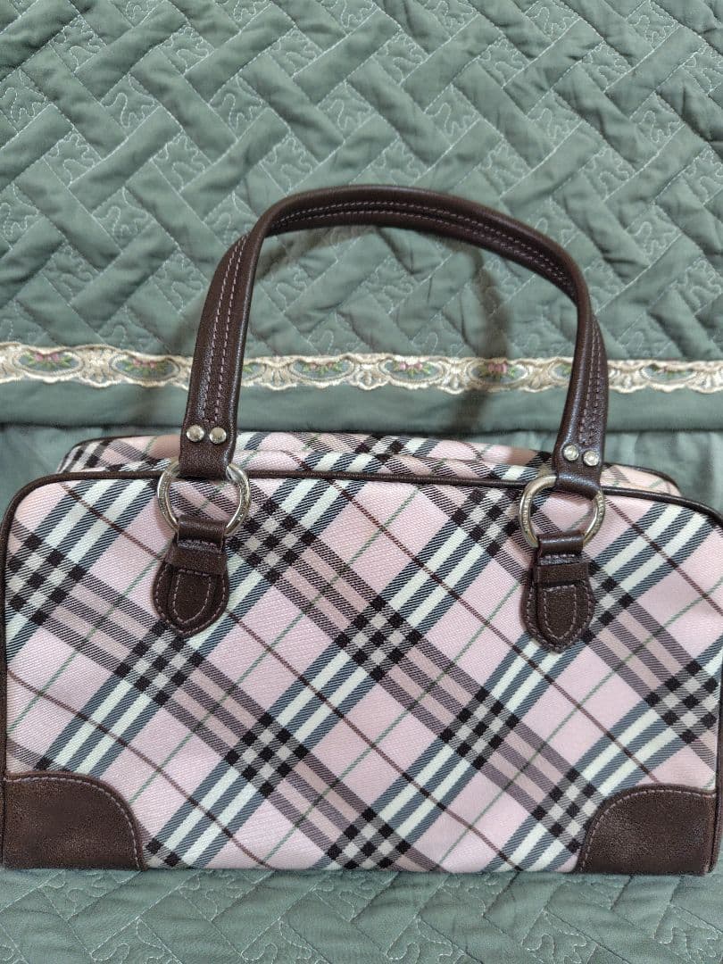 希少　バーバリーブルーレーベル　チェック柄ハンドバッグ　ピンク