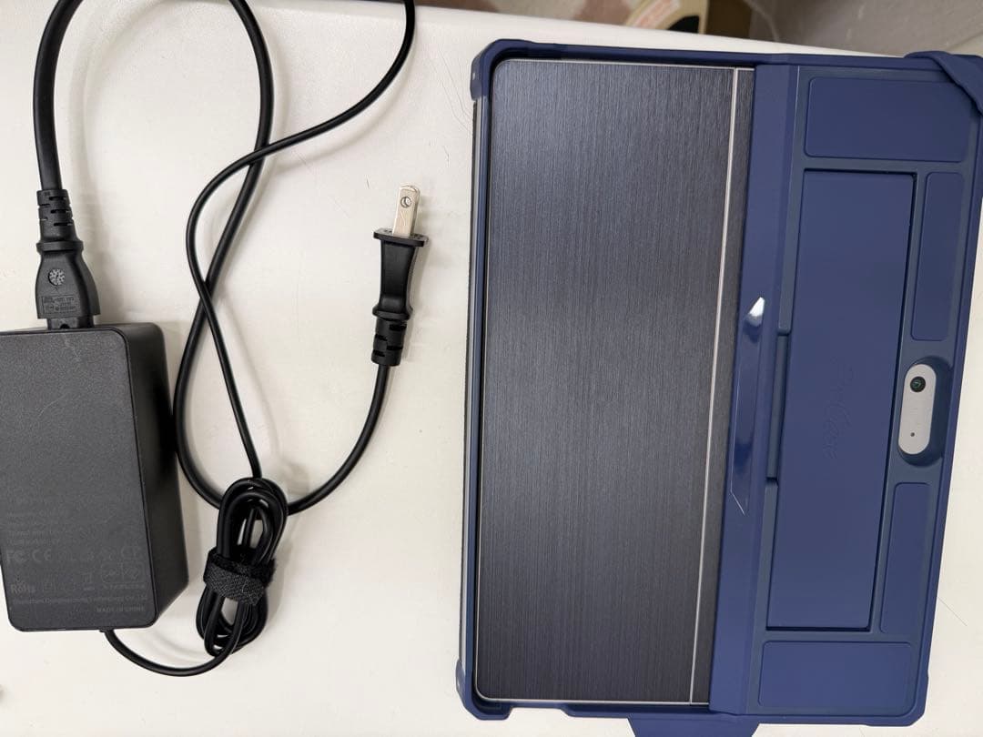 Windowsタブレット本体 Surface Go 8GB 128GB 4415Y