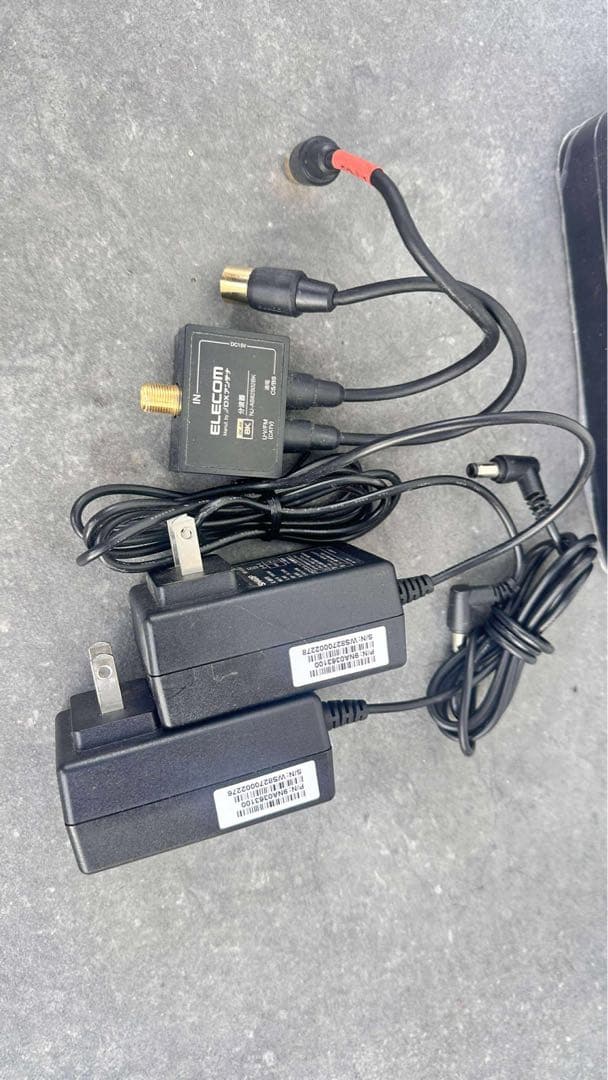 SHARP シャープ 16V型 ポータブル液晶テレビ 2T-C16AP ホワイト