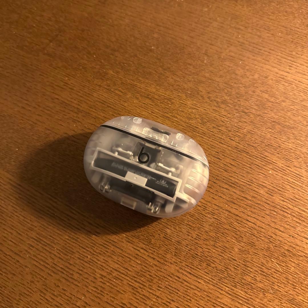 Beats Studio Buds+ 透明 スケルトン