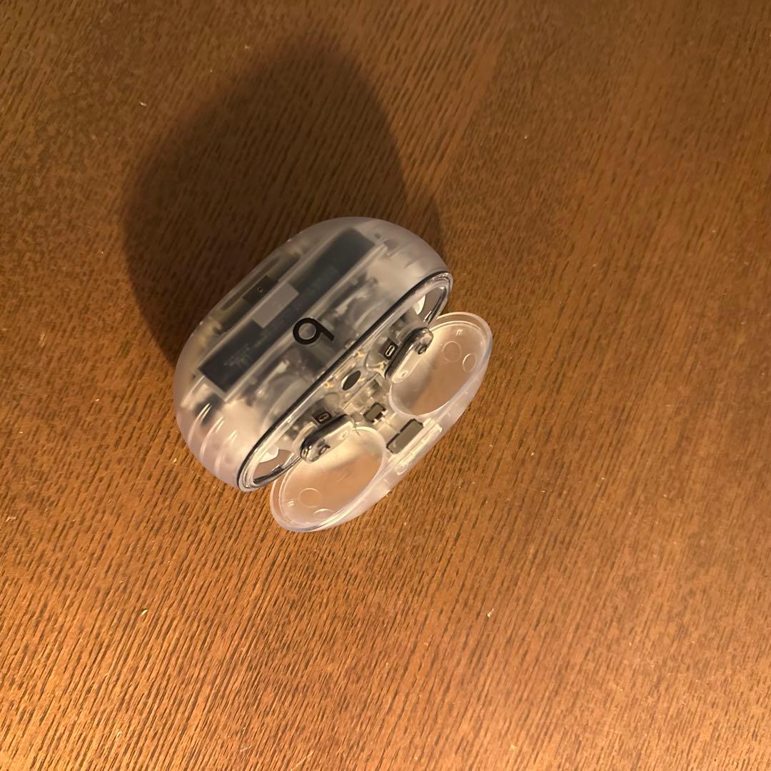 Beats Studio Buds+ 透明 スケルトン