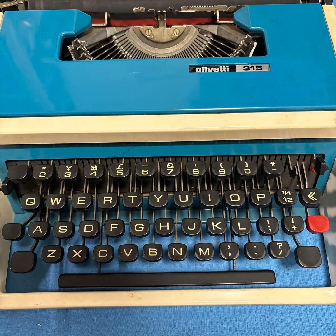 Olivetti 315 タイプライター ビンテージ