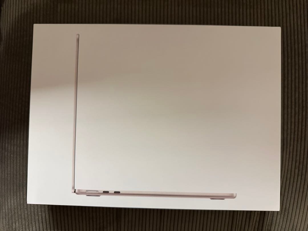【ちゃこ】MacBookAir M2 13.6インチ　スターライト