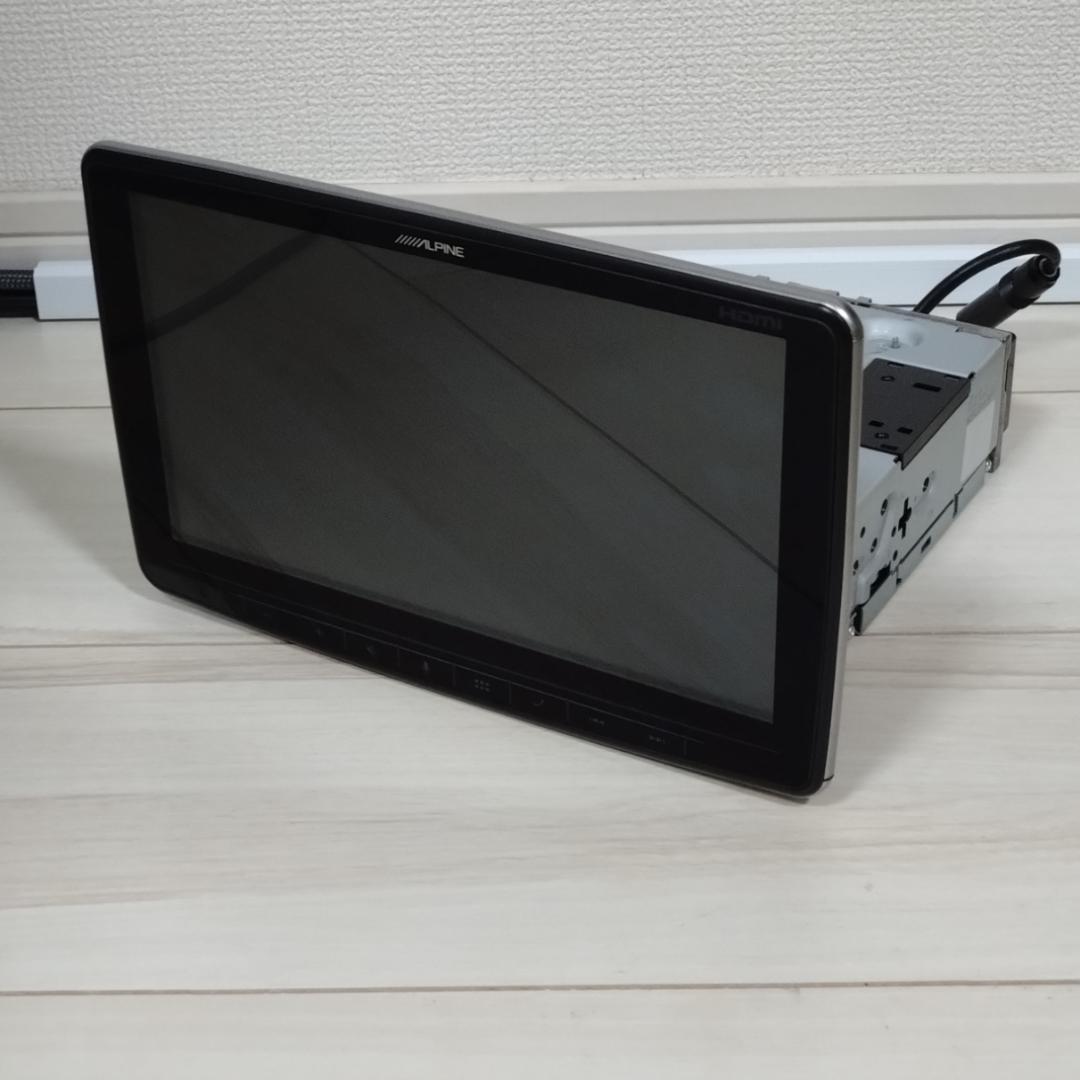 ALPINE フローティング ディスプレイオーディオ DAF9V