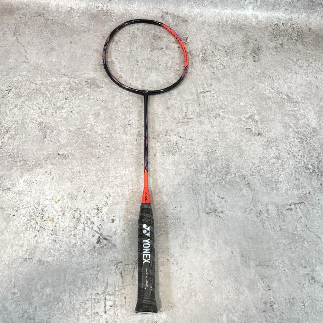 【未使用品】ヨネックス YONEX ASTROX77PRO バドミントン 4U5