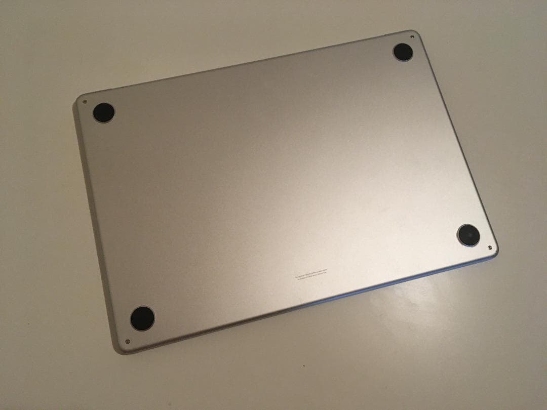 MacBook Air 2023 本体 シルバー 15インチ M2チップ