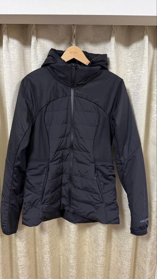 lululemonの人気ダウンジャケットdown for It All