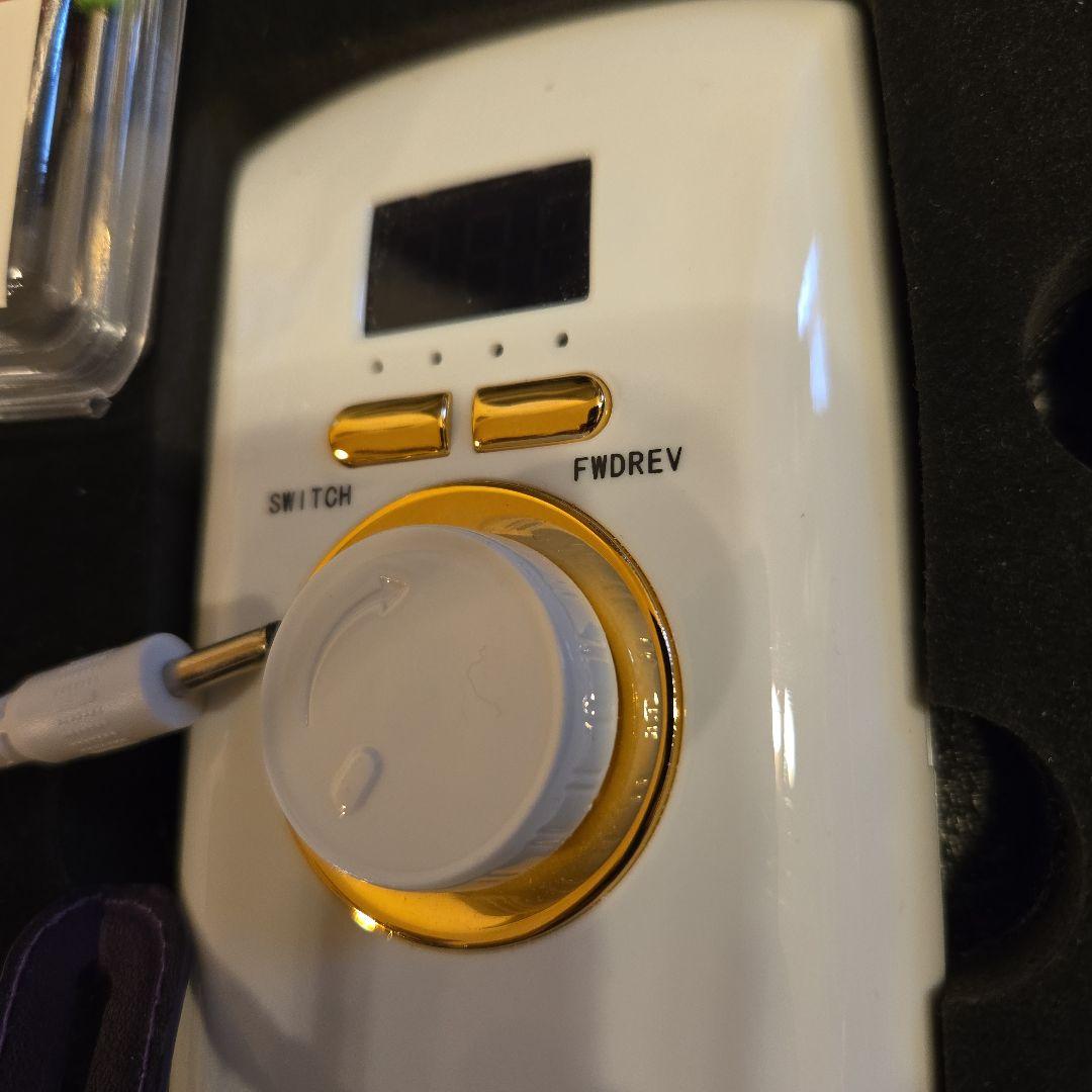 LUGX 電動ネイルマシン 30000RPM プロネイル ドリル 研磨 爪磨き