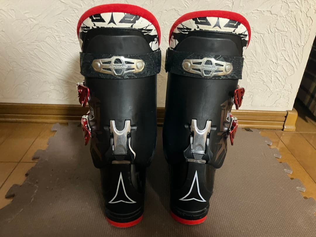 ATOMIC スキーブーツ 27〜27.5cm 足幅広め 歩行モード付　保温性高