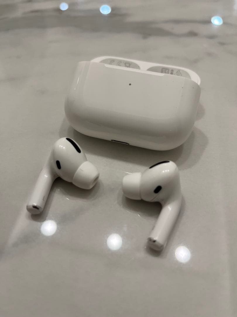 AirPods Pro 2 本体 充電ケース付き