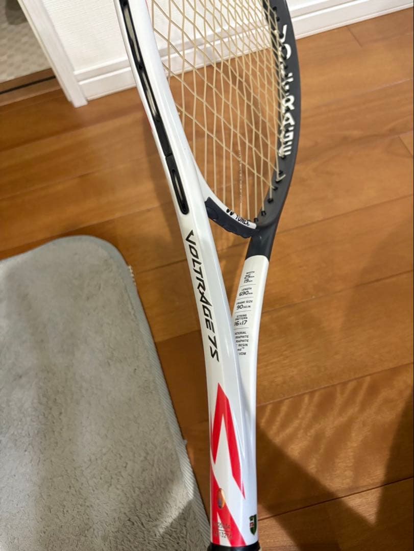 YONEX VOLTRAGE7sテニスラケット