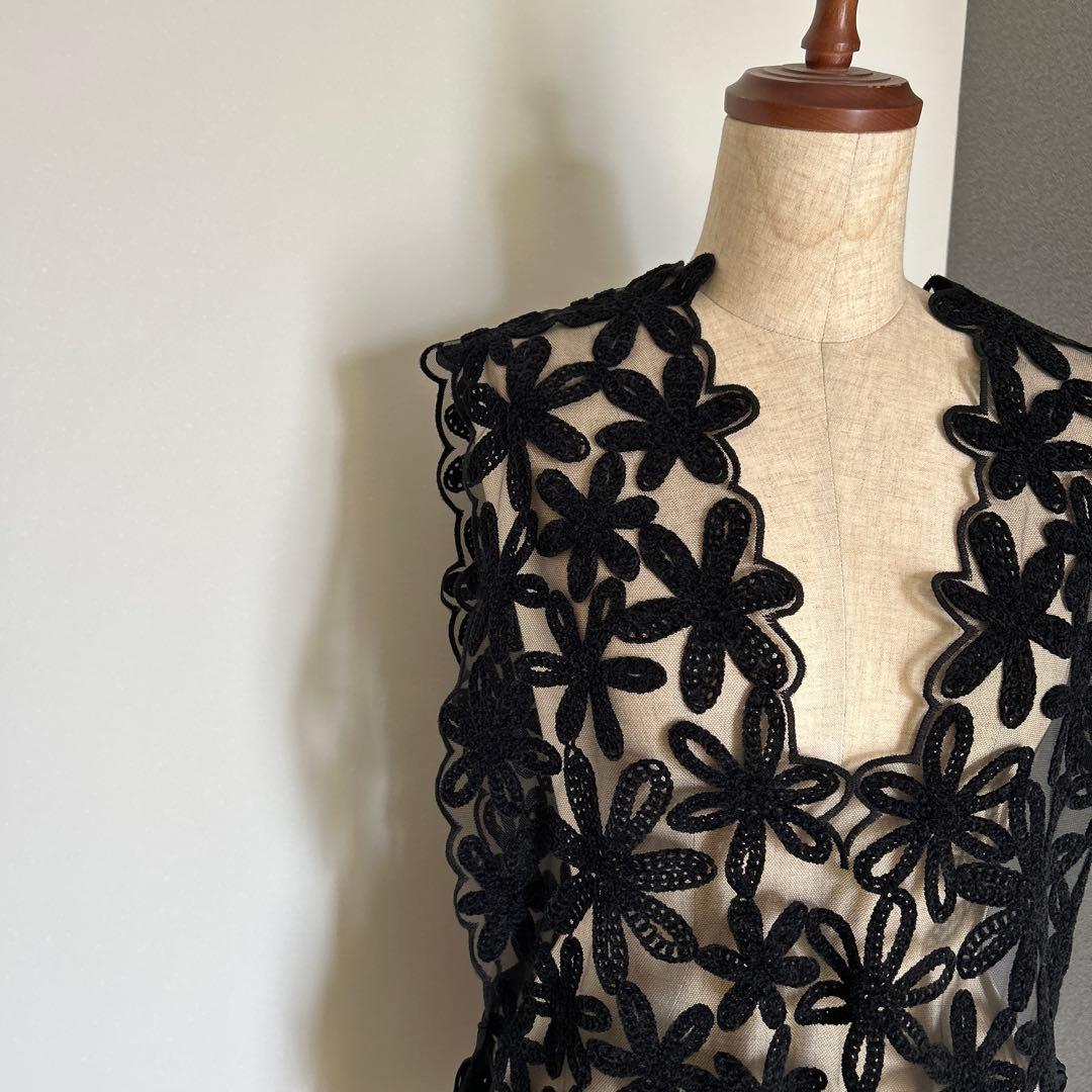 salonアダムエロペ　フラワーレースジレ　ベスト
