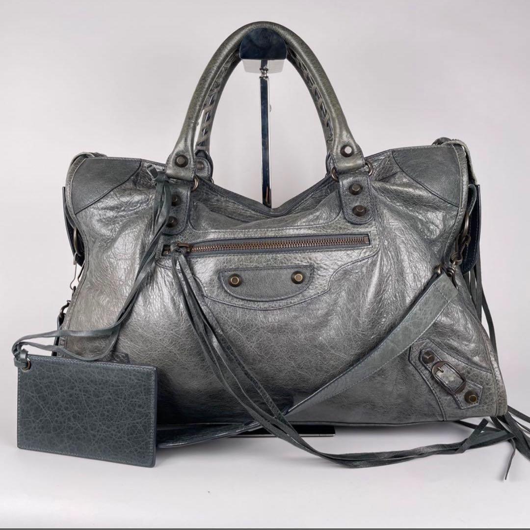 バレンシアガ　ハンド、ショルダーバッグ　2way グリーン　レザー