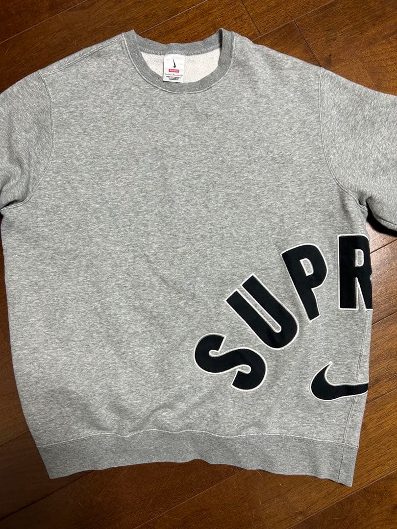 シュプリーム　ナイキ　アーククルーネック　ヘザーグレー