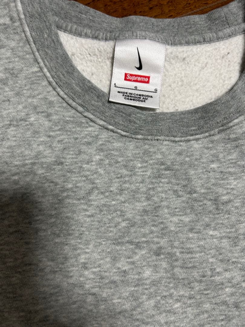 シュプリーム　ナイキ　アーククルーネック　ヘザーグレー