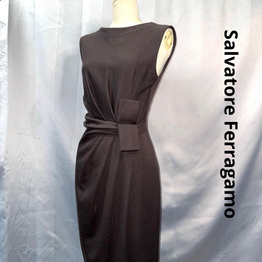 Salvatore Ferragamo フェラガモ ワンピース ブラウン　ドレス