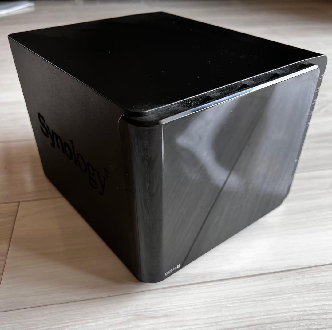 Synology DS916+ NAS 本体