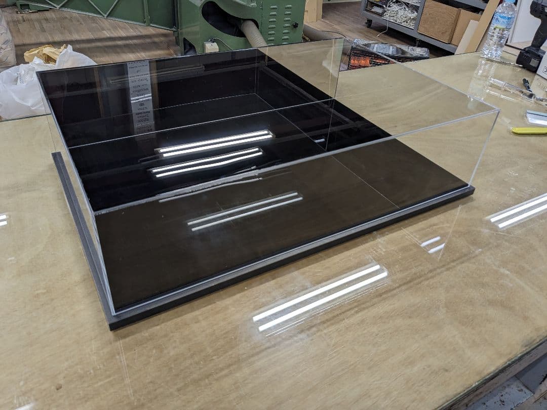 何でも屋様　アクリルショーケース　透明5面体