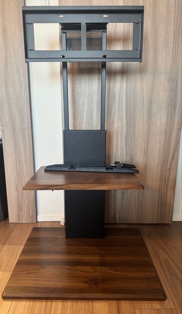 ニトリ 壁寄せ　テレビスタンド トエルN ロータイプ　テレビ台