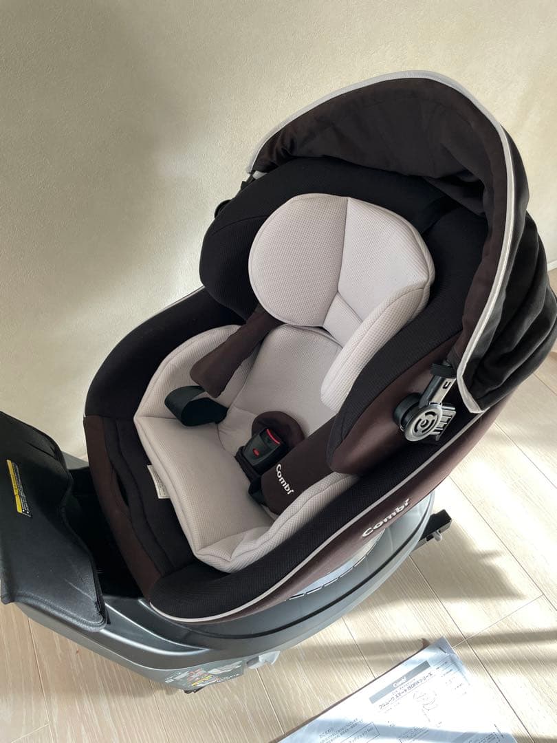 N.tさま専用　コンビ　クルムーヴスマート　ISOFIX エッグショックNeo