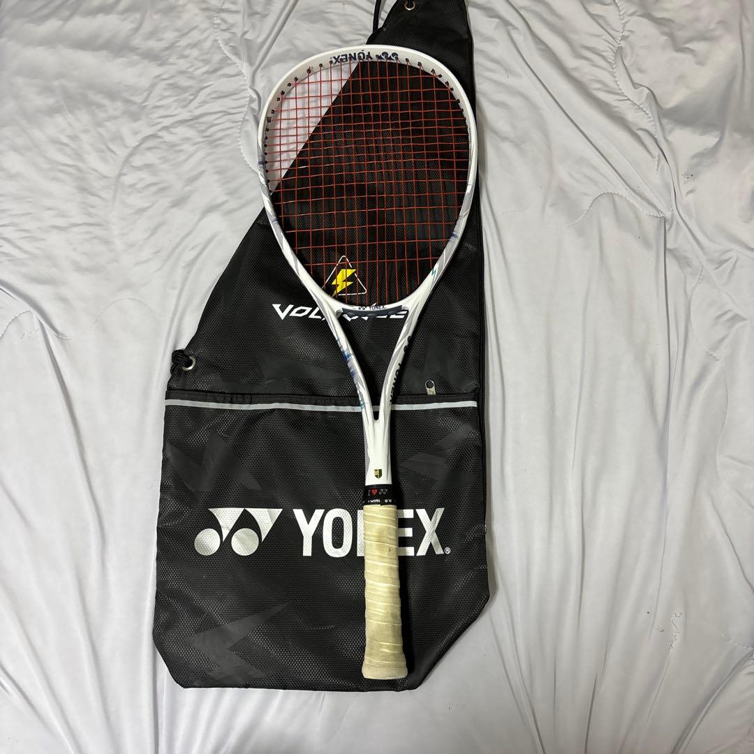 YONEX ボルトレイジ5S 白