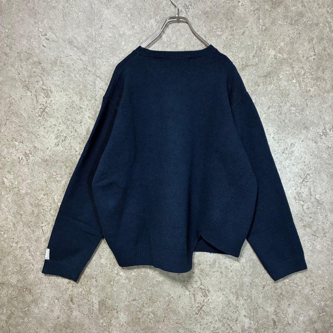 SATUR セター アシンメトリーニット セーター 刺繍ワンポイント ネイビー