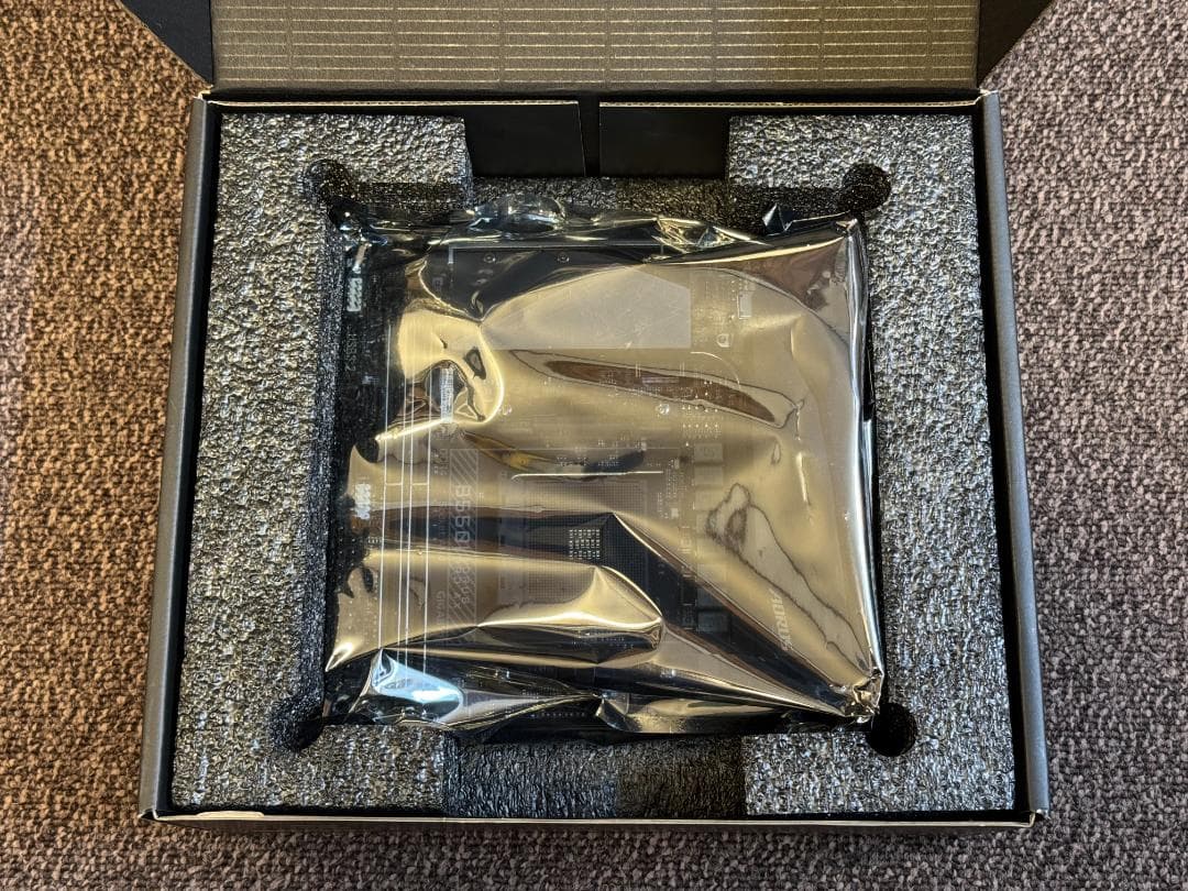 GIGABYTE B550I AORUS PRO AX マザーボード