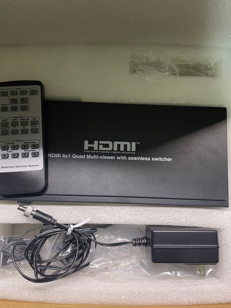 サンワサプライ　4入力1出力HDMI画面分割切替 SW-HD41MTV