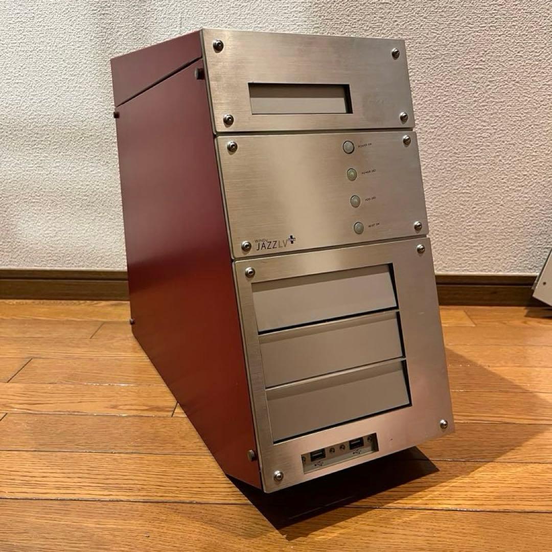 Jazz LV Plus レッド PCケース