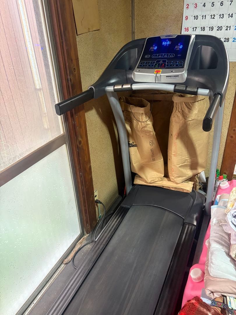 ジョンソンTEMPO T82 トレッドミル　ルームランナー　手渡　名古屋市