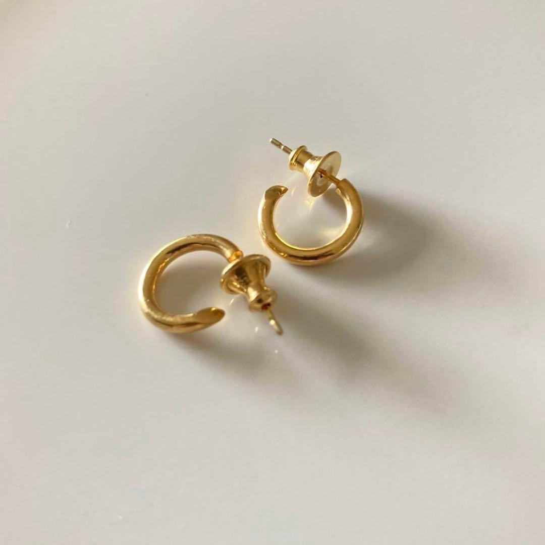 ゴールド フープピアス18×2mm 両耳