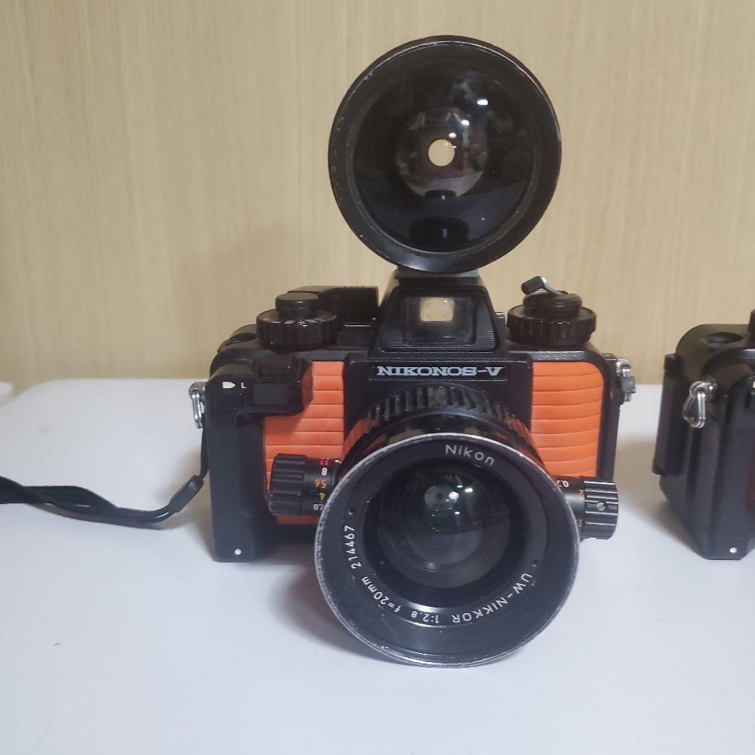 ニコノスVNikonos-V オレンジと黒 フィルムカメラ広角レンズ
