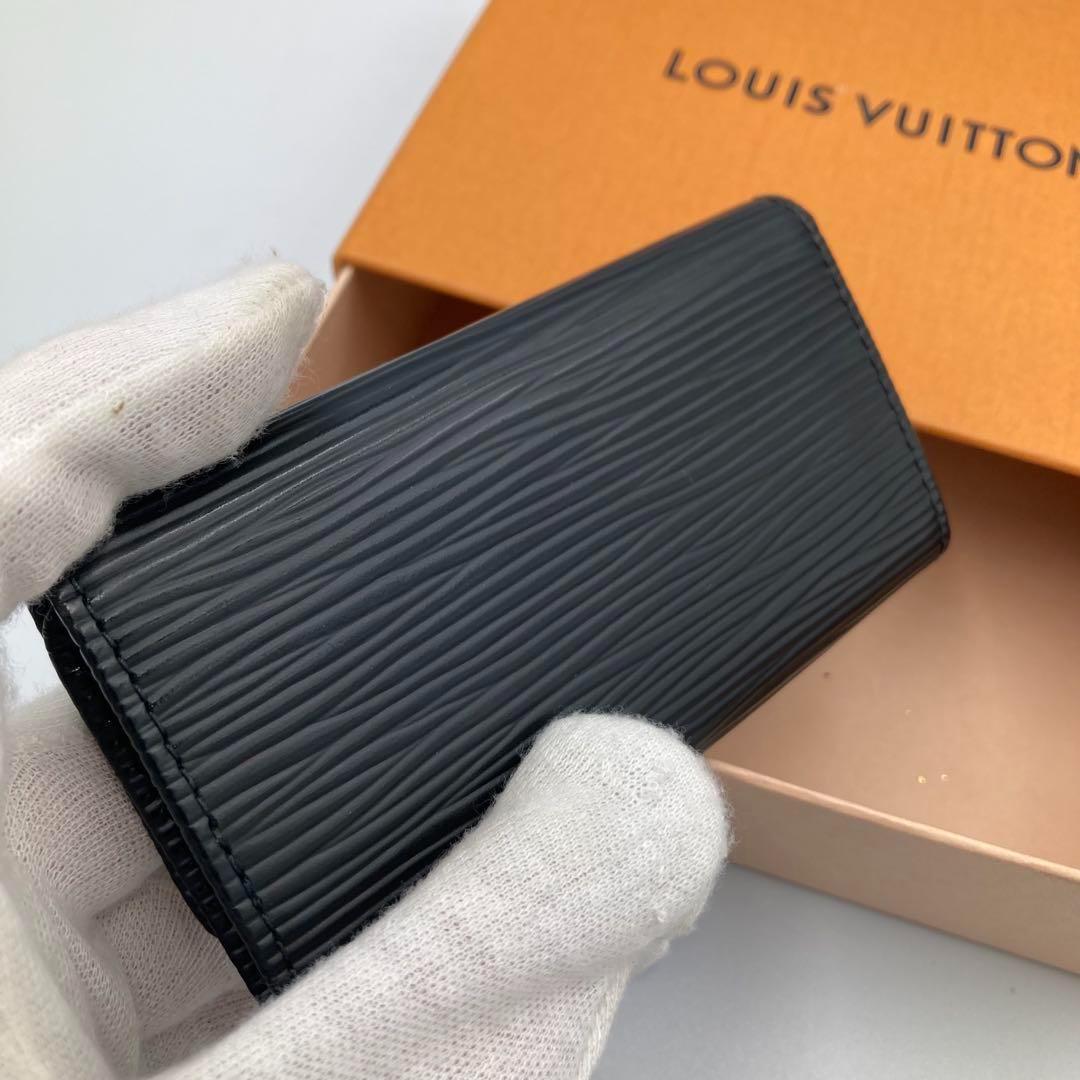 ！新品同然！　ルイヴィトン　エピ　キーケース　4連式