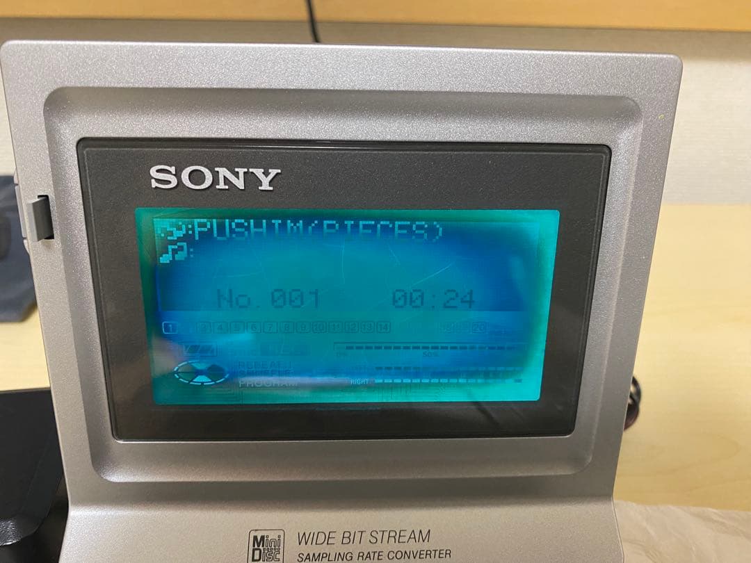 ★美品★　SONY　ポータブルMDレコーダー　MZ-R5ST MDステーション