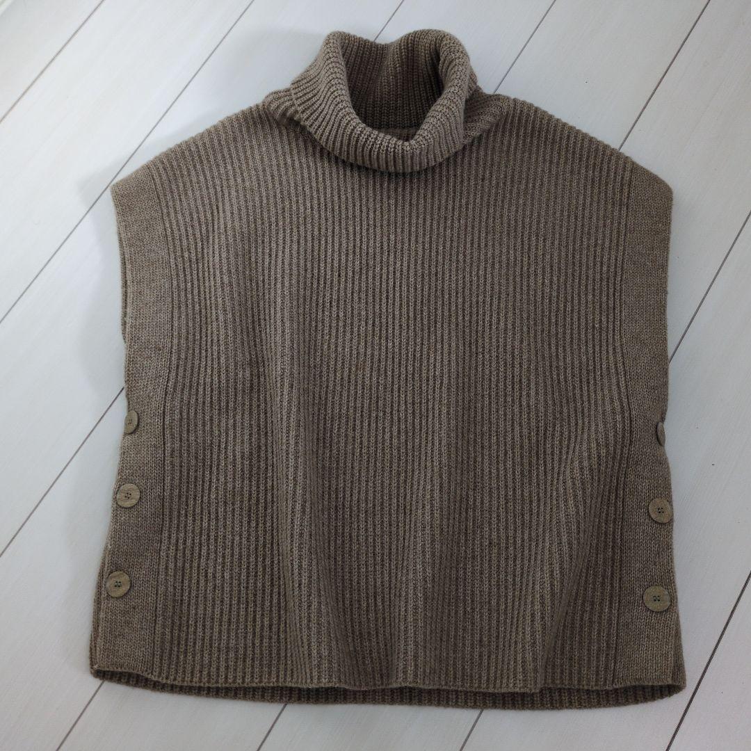 【2点おまとめ専用です】タートルニット ベストと裏起毛ワンピース