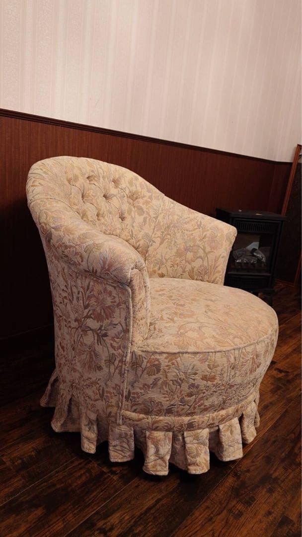 週末セール【新品・未使用】美品 横浜ダニエル ティファニーアームチェア 布張り