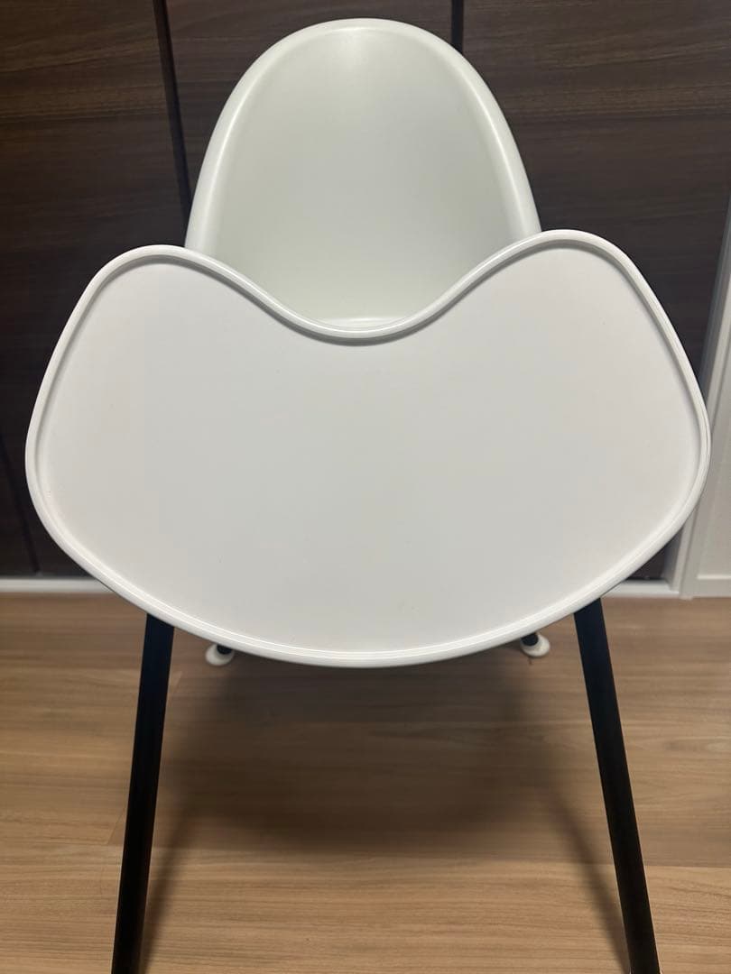 【廃盤品】ベビービョルン ハイチェア　ホワイト　ハーネスなし