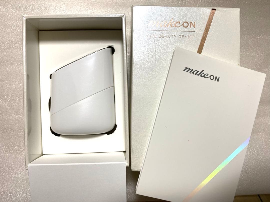 【即日発送】メイクオン スキンライトセラピーⅡ 美顔器　箱あり　本体きれい