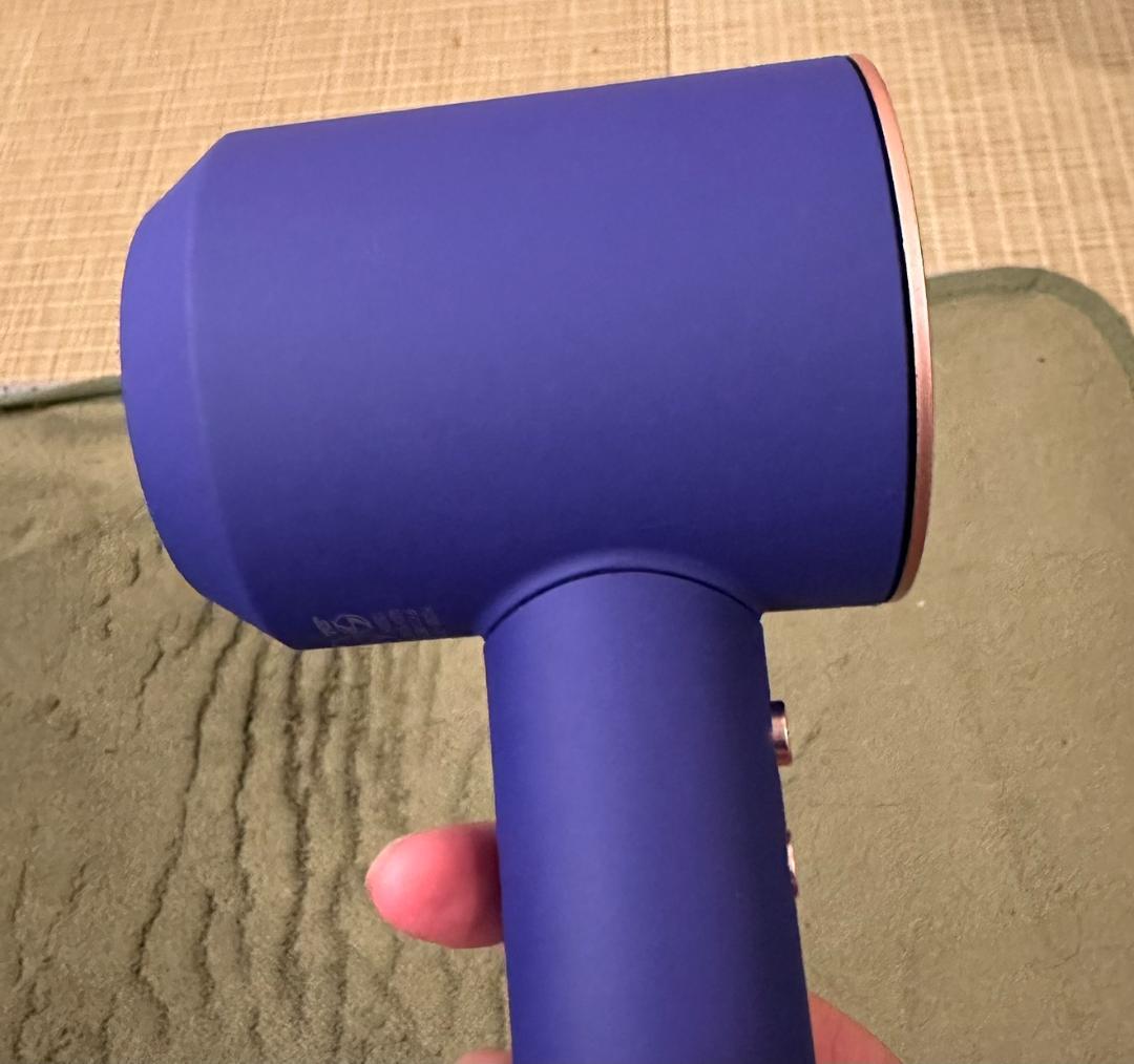 Dyson ダイソン　ヘアドライヤー　dryer　HD08　大風量　極美品！