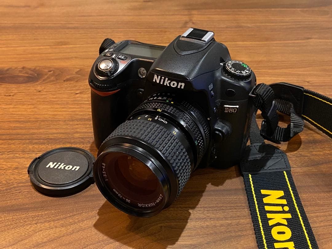 Nikon D80 CCDデジタル一眼ズームニッコール　35-70 MFレンズ付