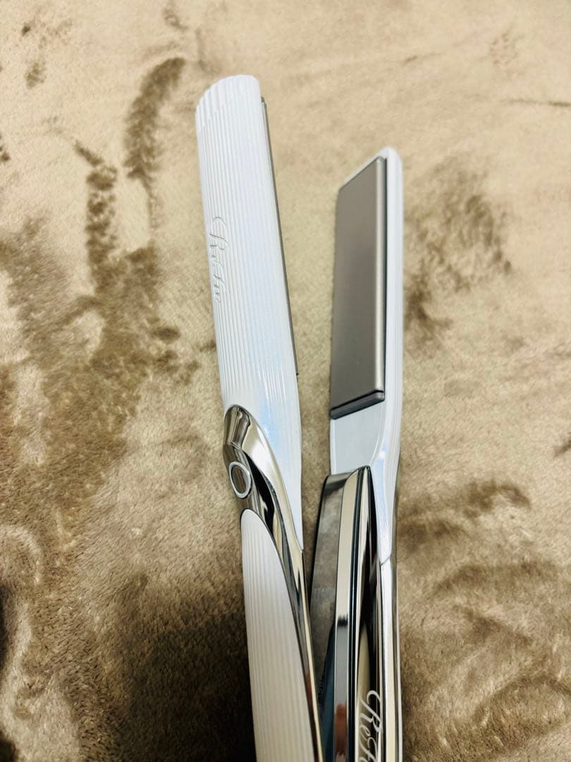 MTG Refa リファ ストレートアイロン プロ ホワイト (箱付き)